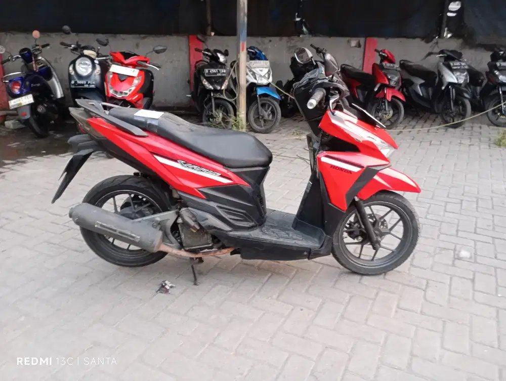 Honda Vario 125 LED old Tahun 2018 Surat Komplit