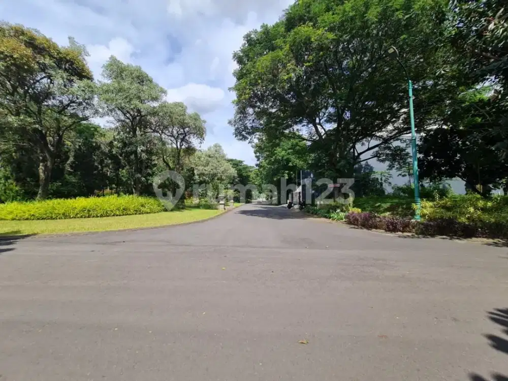 Tanah Hoek 830m Di Gading Orchard, Kelapa Gading