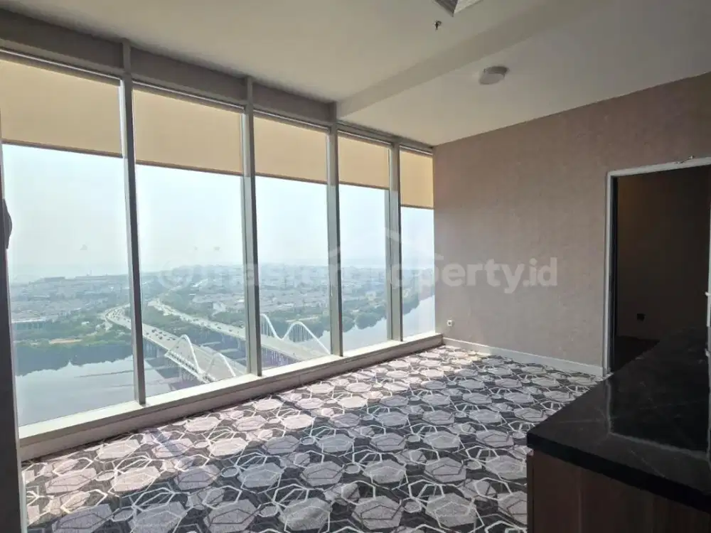 Disewa Office Gold Coast Pik luas 126m2 sudah renovasi