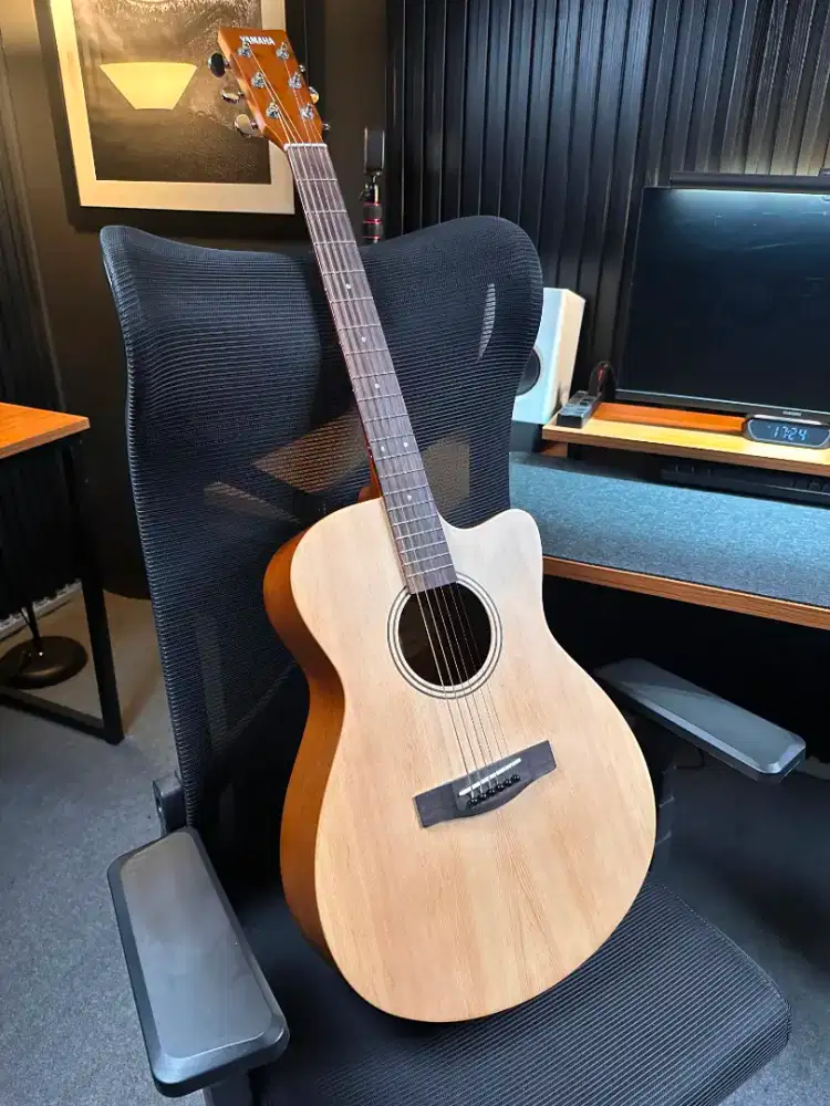 DIJUAL GITAR AKUSTIK YAMAHA FS400C KONDISI TERAWAT