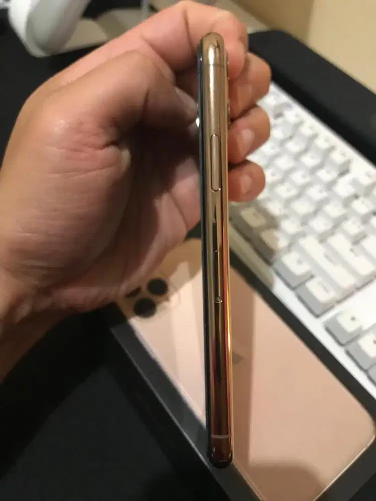 Iphone 11 pro 512GB beacukai (setara ibox)