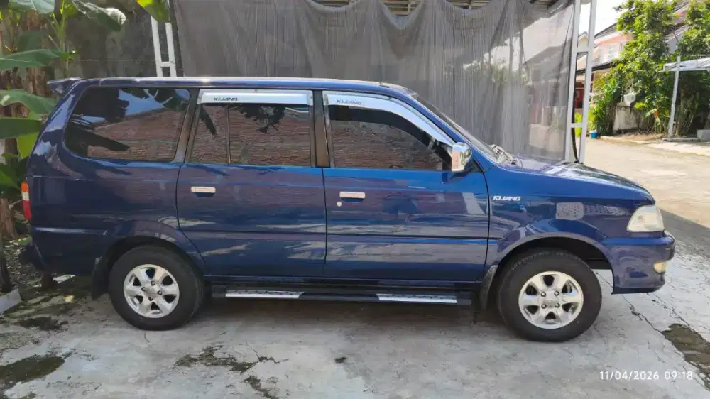 Kijang lgx 2003 New Model.