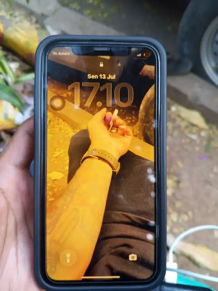 JUAL HP IPHONE 11 64GB INTER