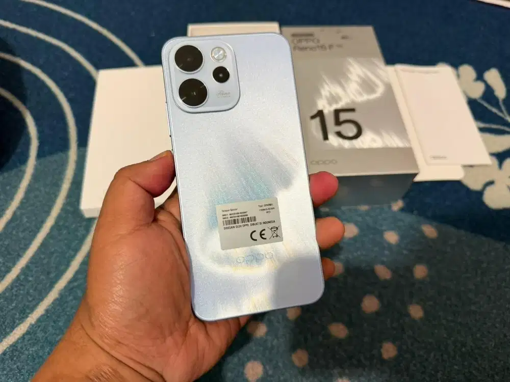 Oppo reno 15f 5G 12/256gb mulus 1000% seperti baru fullset garansi