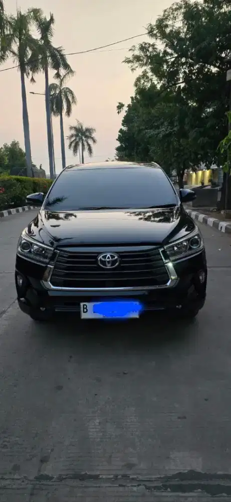 Toyota Innova Diesel 2.4 V AT Matic 2021