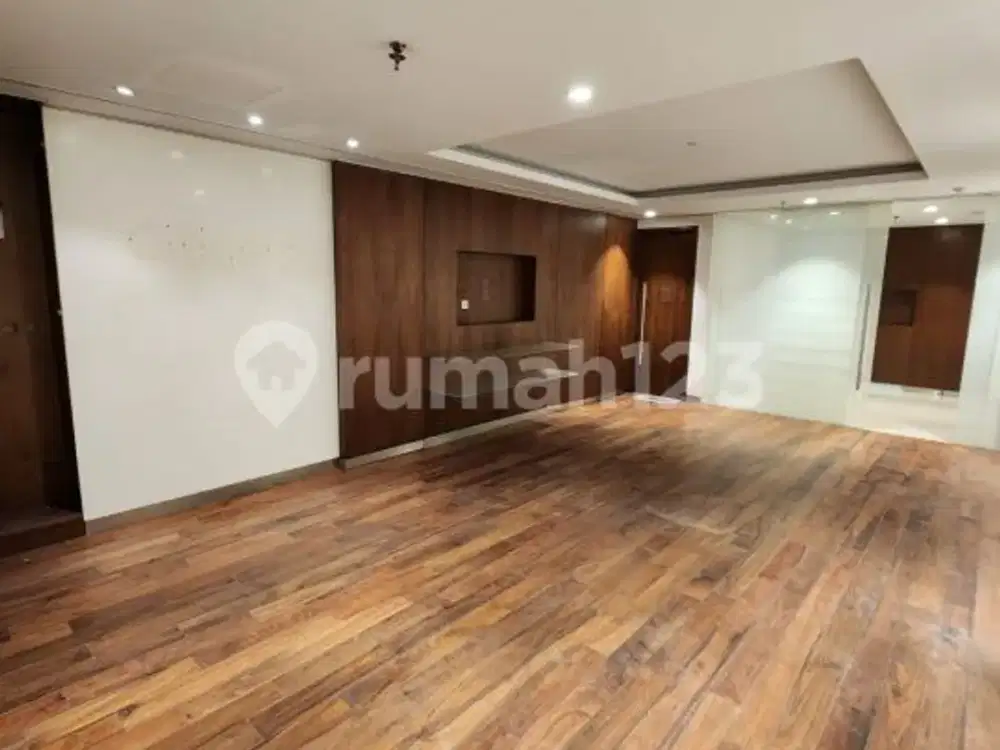 Ruko Boulevard Barat 3 Lantai, Bagus