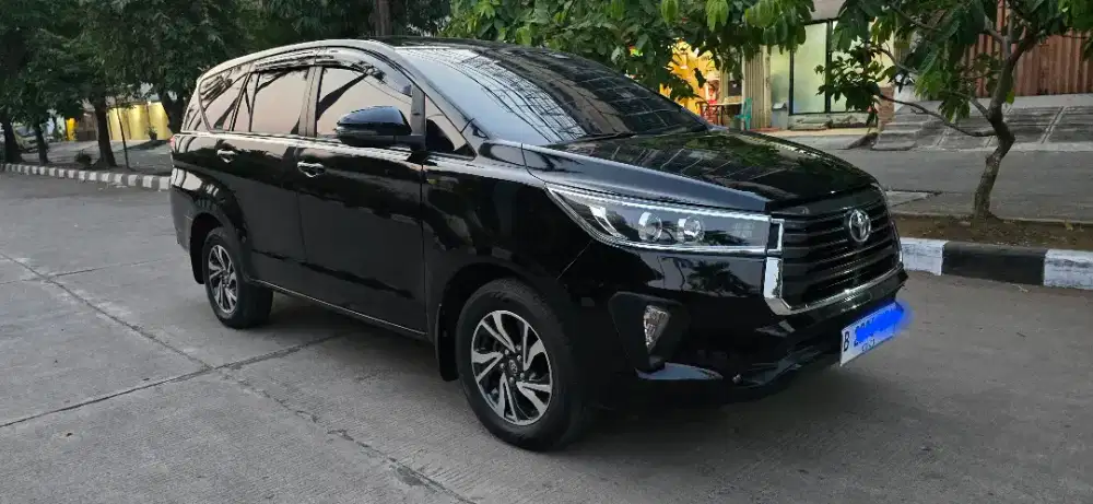Toyota Innova Diesel 2.4 V AT , Matic 2021