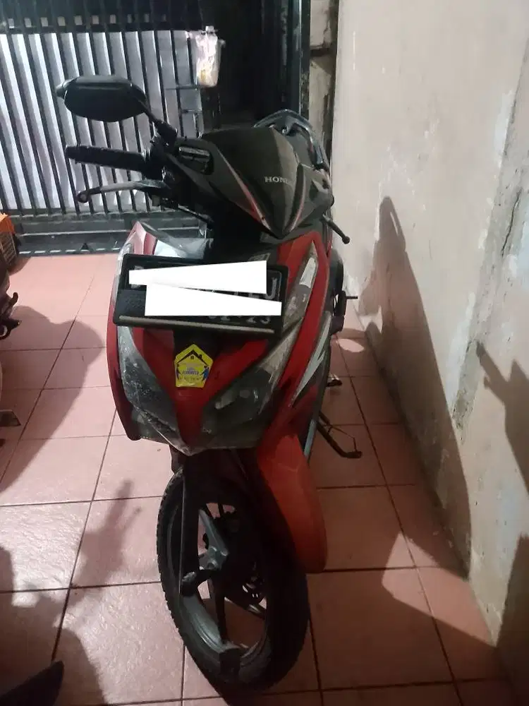 Ada nih bang Vario 125 tahun 2012. Engga ada BPKB nya ,pajak mati.. ST