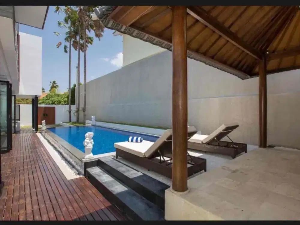 VILLA MODERN 4BR BERWAH