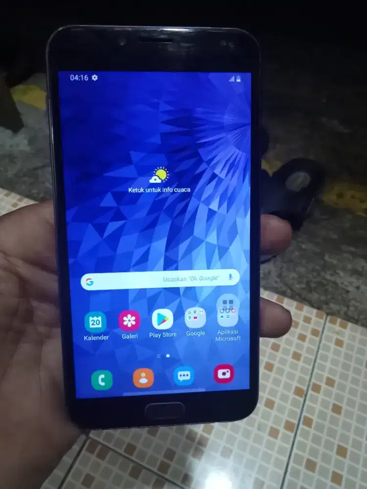 Samsung j4 RAM 2/32