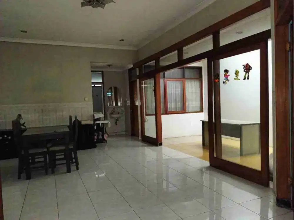 dijual rumah siap huni di komplek singgasana bandung