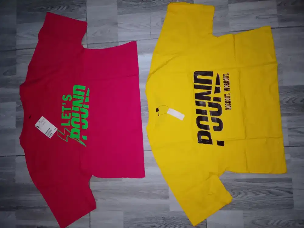 Baju olahraga/atasan/crop top