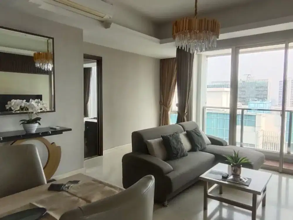 Disewakan apartemen The Kensington Royal Suites 3+1BR furnished custom mewah