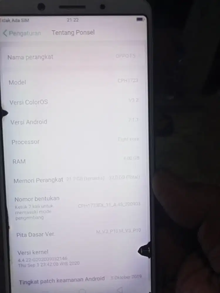 dr pd gak kepake jual aja nih hp Oppo f5 ram 4/32 minus lcd,grke tkn