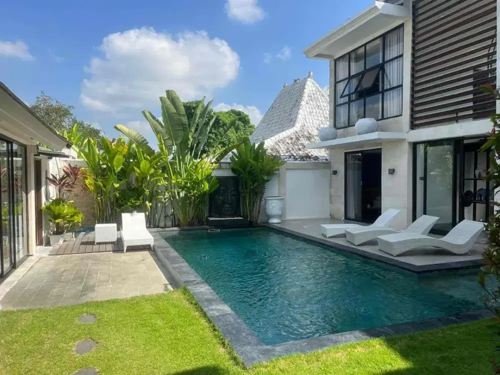 FOR RENT LUXURY 4 BR VILLA  TUBMAK BAYU