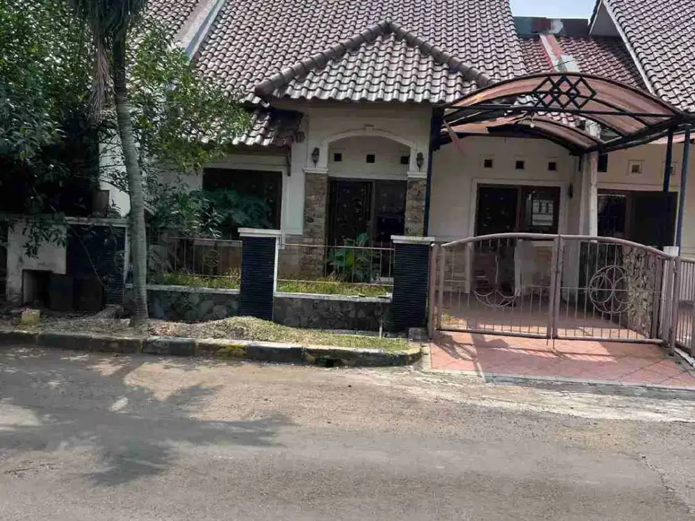 Rumah 1 Lantai Luas, Unfurnished, Double Gate di Villa Melati Mas BSD