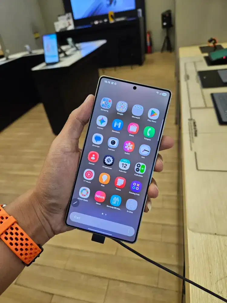 Samsung Galaxy S25 Edge 512GB Hemat 4 Juta dan Bonus Senilai 1 Juta