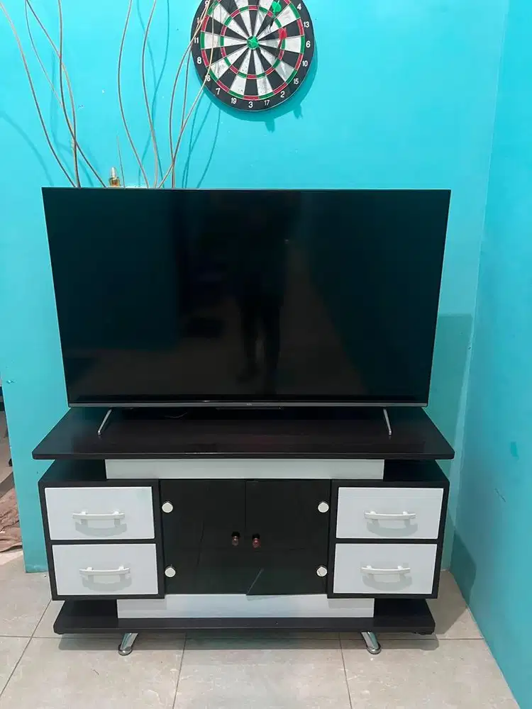 LEMARI RAK TV MODERN