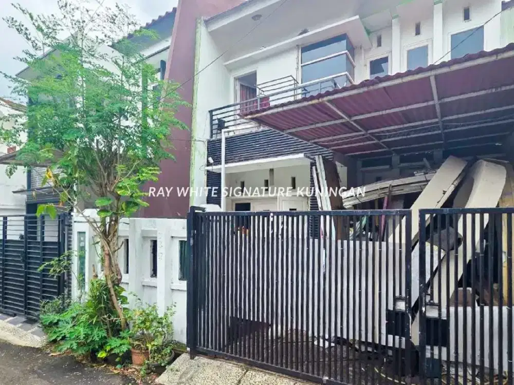Dijual Rumah Tinggal di Jl. Pondok Kelapa Jakarta Timur, Lokasi Strategis