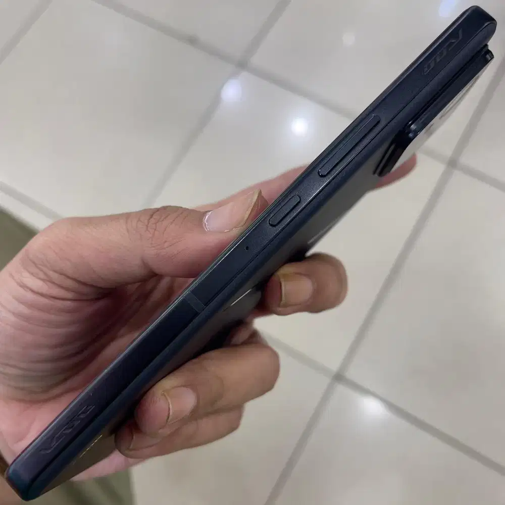 Asus rog 9 fe ram 12 / 512 resmi full ori bonus aero cooler