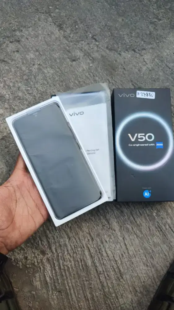 Vivo v50 5g RAM 12/512GB