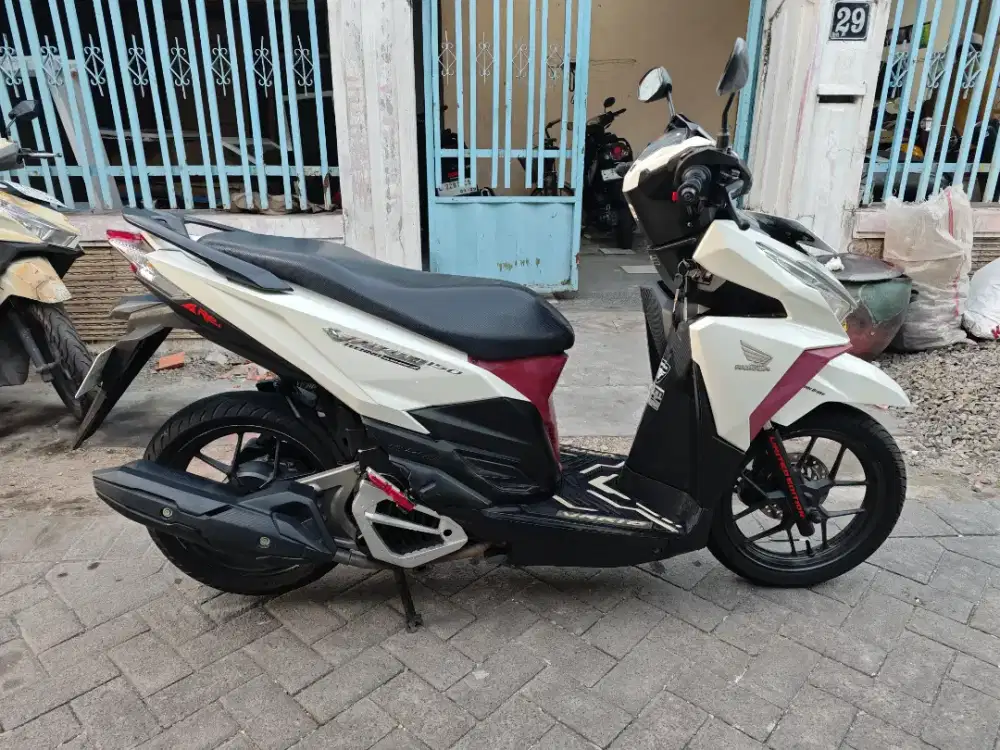 Jual vario 150 2016 kondisi sgt bagus samsat ikt tandes