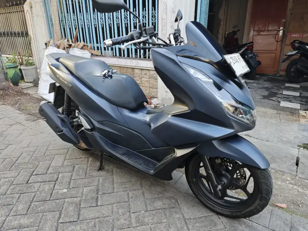 Jual pcx 2023 km 35 rb plat w sda kondisi sgt bagus