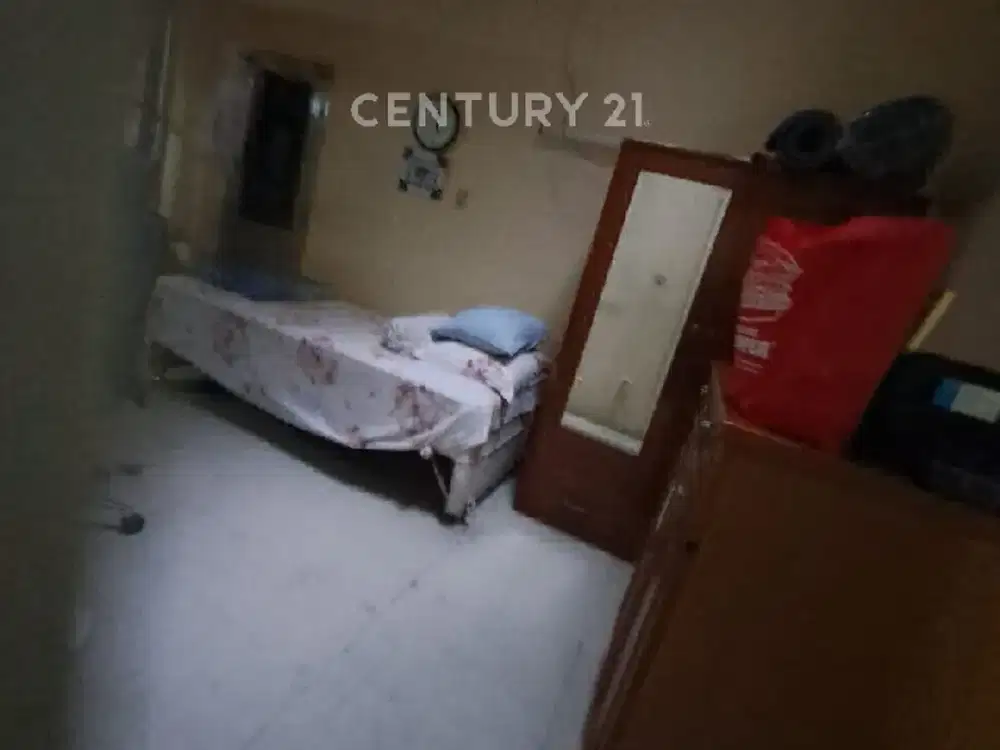Rumah Besar Hitung Tanah Di Kramat Jakarta Pusat