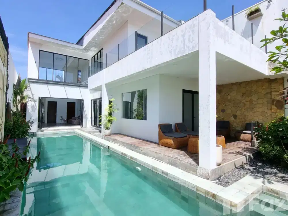 2 Bedroom Villa for sale in Seseh, Bali
