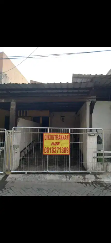 Disewakan Rumah samping Universitas Petra Surabaya persis