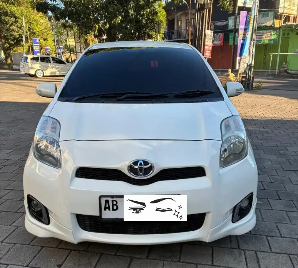 Yaris E matic 2012