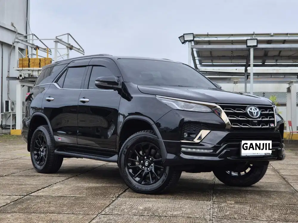 (Odo 18perak) Grezz Fortuner GR 2.8 AT 2024 Tgn1 Terawat Bisa DP 75jt