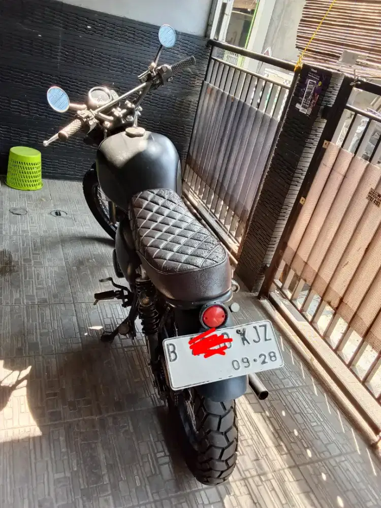 Jual Cepat Kawasaki W175 KM baru 7 ribu perak plus aksesoris