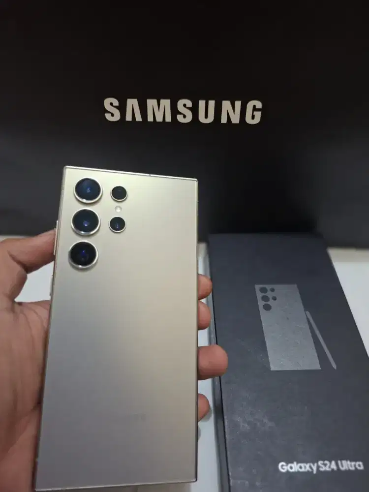 Samsung s24ultra 256gb sein fullshet mulus 99% nominus