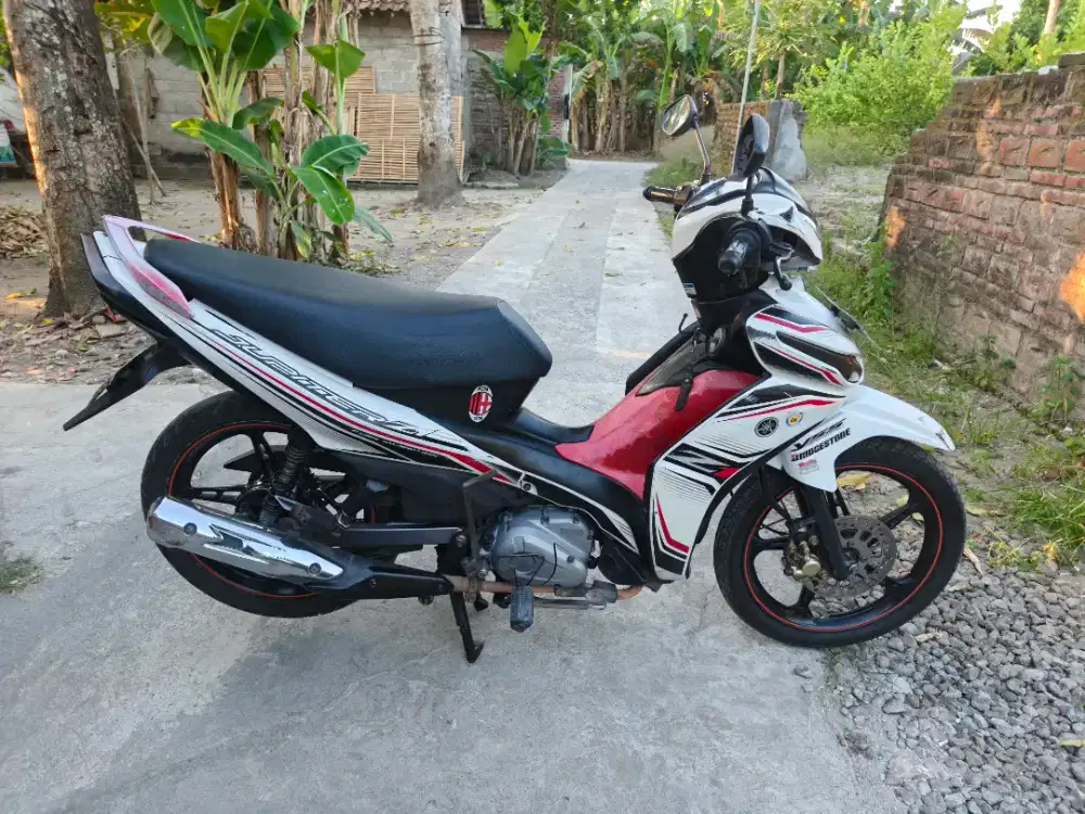 Jupiter Z injeksi THN 2014 plat AB sleman