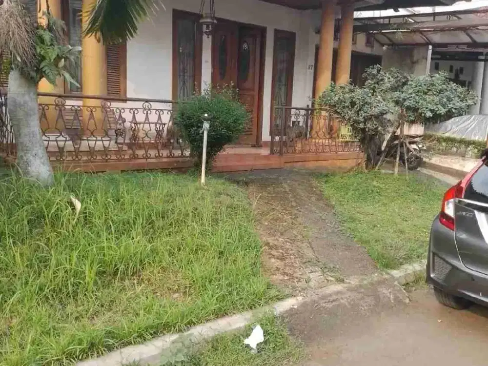 Rumah dalam kompleks di belakang UPN Pondok Labu Pangkalan Jati