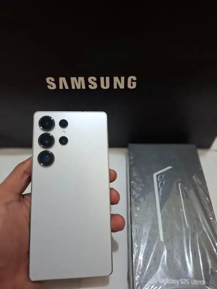 Samsung s25ultra 1TB sein fullshet ori mulus 100% nominus LIKENEW