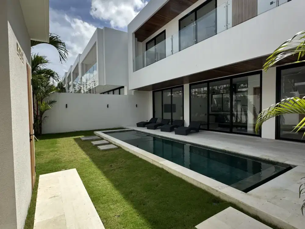 4 Bedroom Villa for sale in Pererenan, Bali