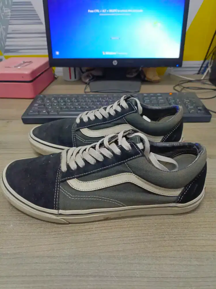 Vans old skool classic size 45