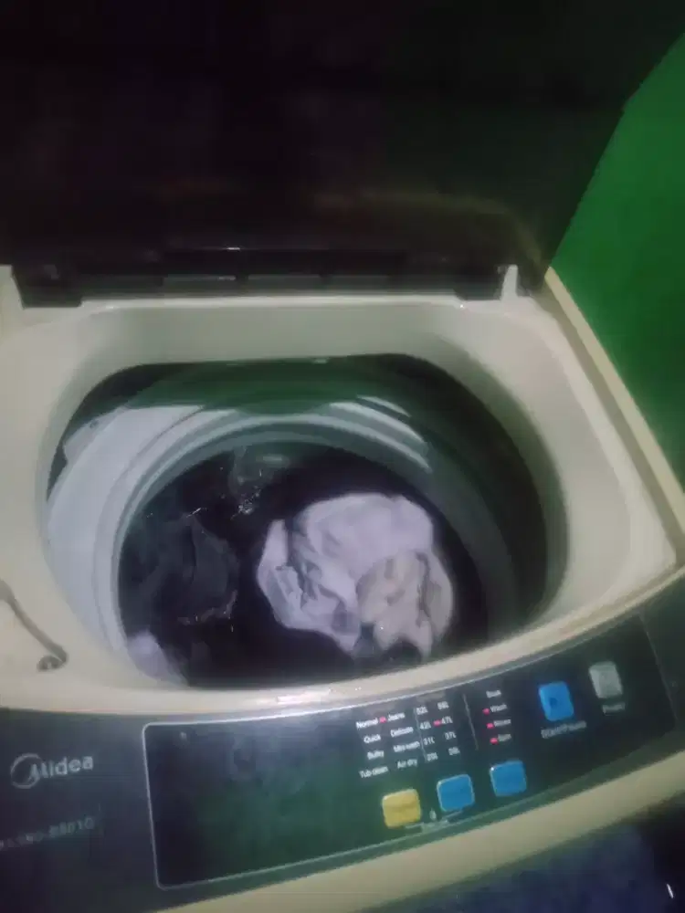 Mesin cuci midea