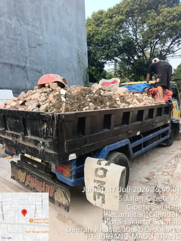 Jasa buang puing dan tanah