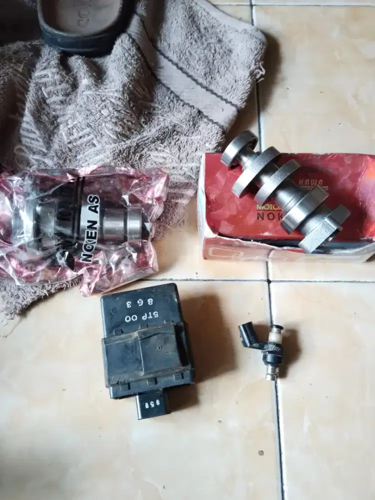 Suku cadang motor