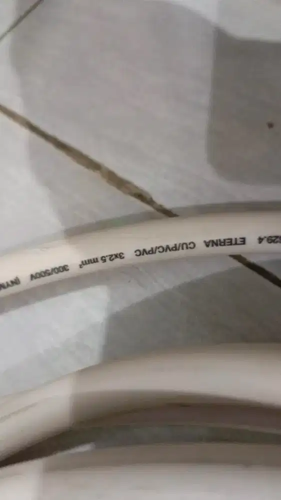 Kabel eterna 3 x 2,5 mm harga permeter