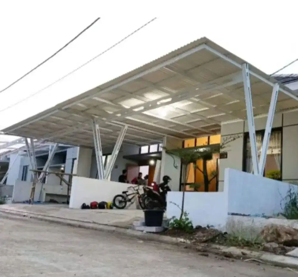 Kanopi baja ringan