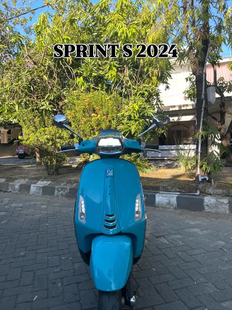Vespa Sprint 2024