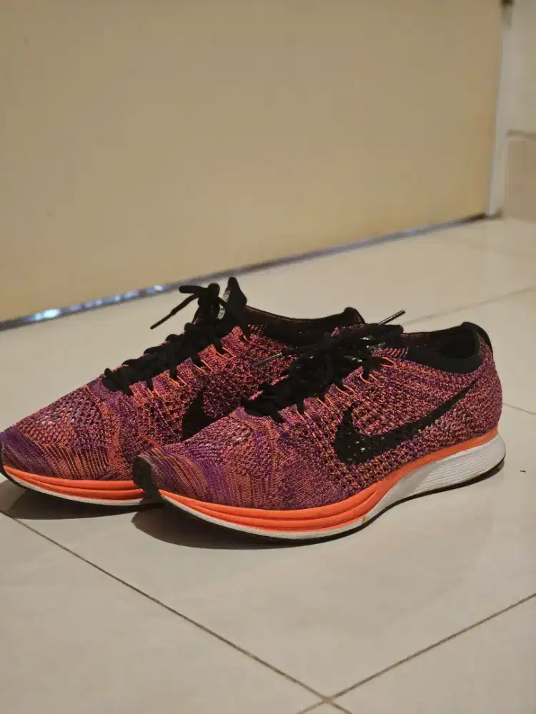 Sepatu Lari Nike Flyknit Racer Size 42.5 (27 cm) 100% Original