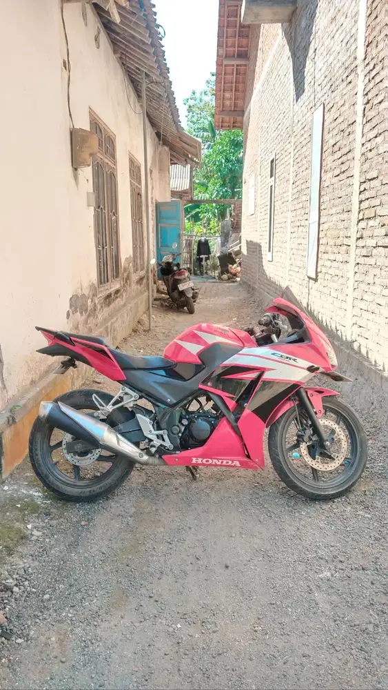 Cbr 150 old/ K45A