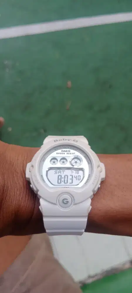 Baby g casio gshock white