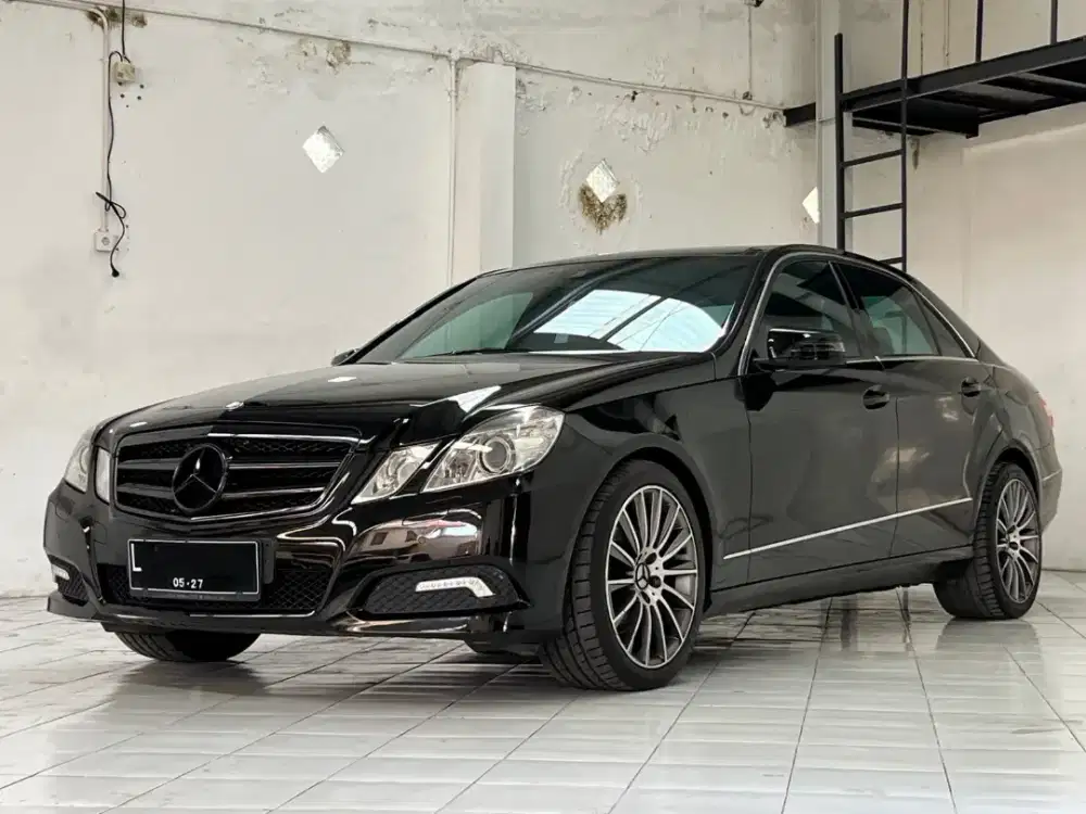 MERCEDEZ BENZ E300 AVANGARDE 2009