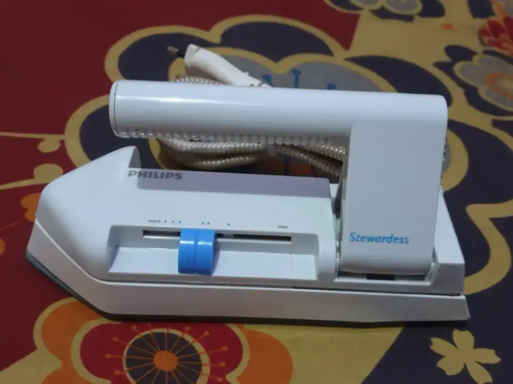 Setrika travel philips made in indonesia